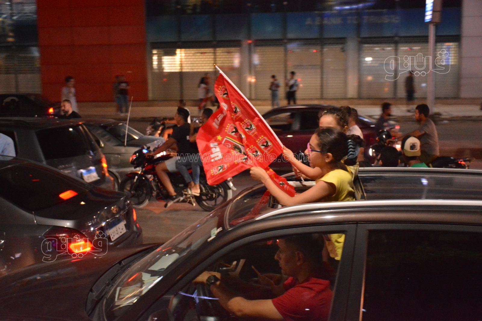 احتفال جماهير الأهلي أمام نادي الزمالك بالبطولة الأفريقية (14)