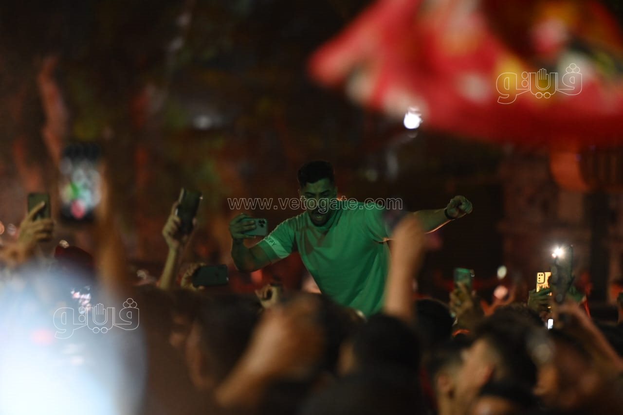 حشود من الأهلاوية أمام النادي بالجزيرة للاحتفال بدوري أبطال أفريقيا (15)