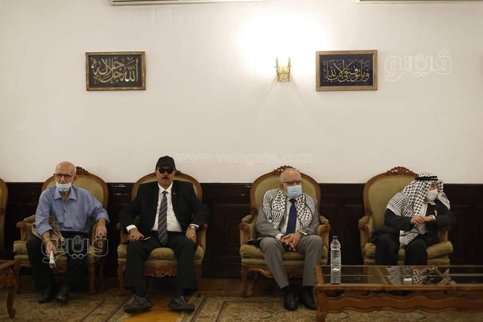 من لبنان وفلسطين والعراق.. توافد الزوار على ضريح عبدالناصر في ذكرى رحيله (12)