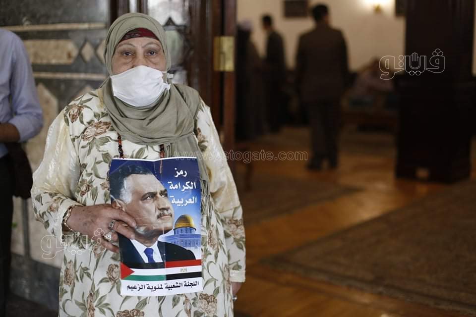 من لبنان وفلسطين والعراق.. توافد الزوار على ضريح عبدالناصر في ذكرى رحيله (8)