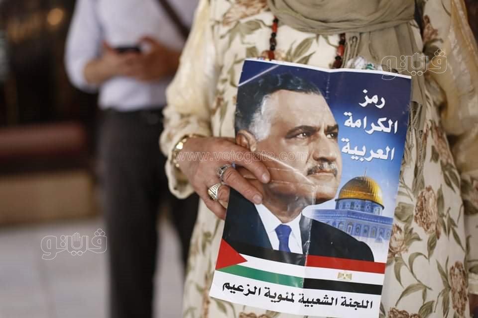 من لبنان وفلسطين والعراق.. توافد الزوار على ضريح عبدالناصر في ذكرى رحيله (9)