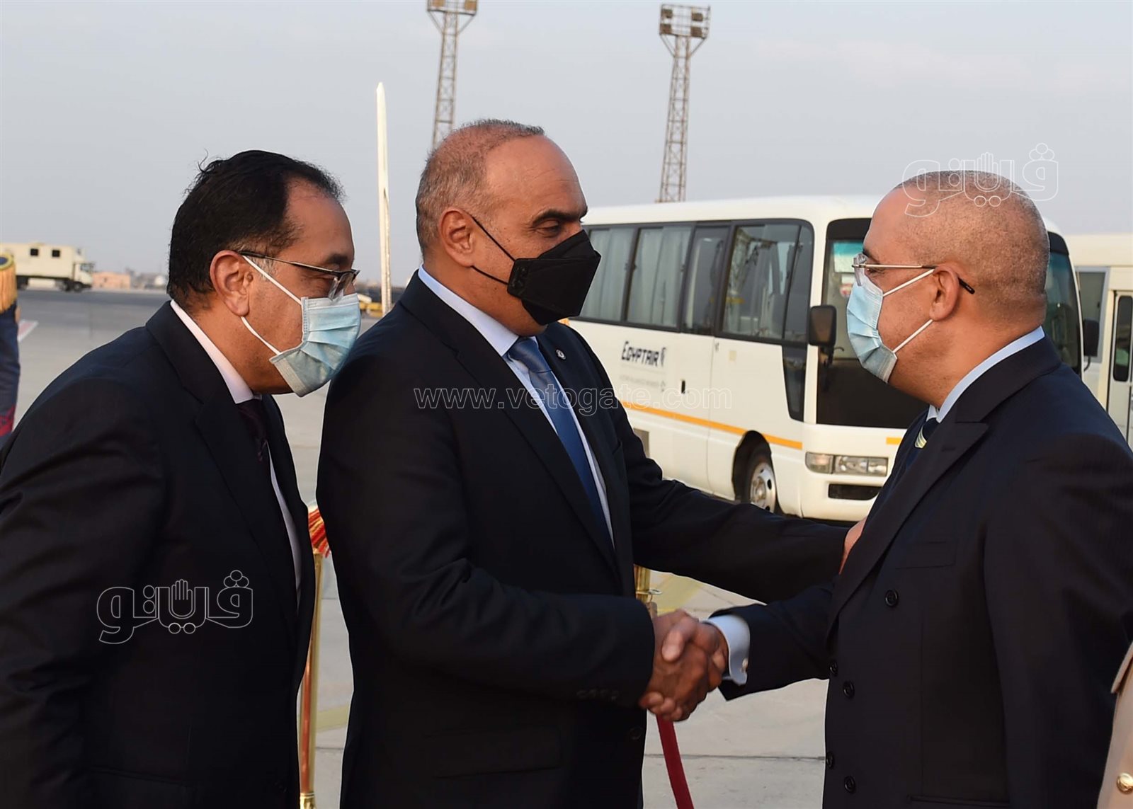 رئيس الوزراء يستقبل نظيره الأردني بمطار القاهرة (6)