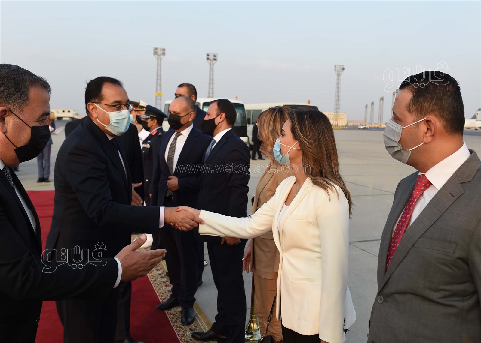رئيس الوزراء يستقبل نظيره الأردني بمطار القاهرة (10)