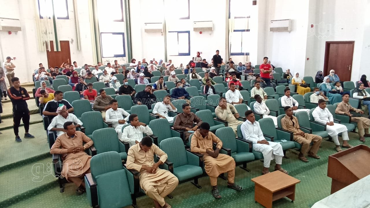 إنطلاق فاعليات البرنامج الرئاسي أهل مصر لشباب مطروح (11)