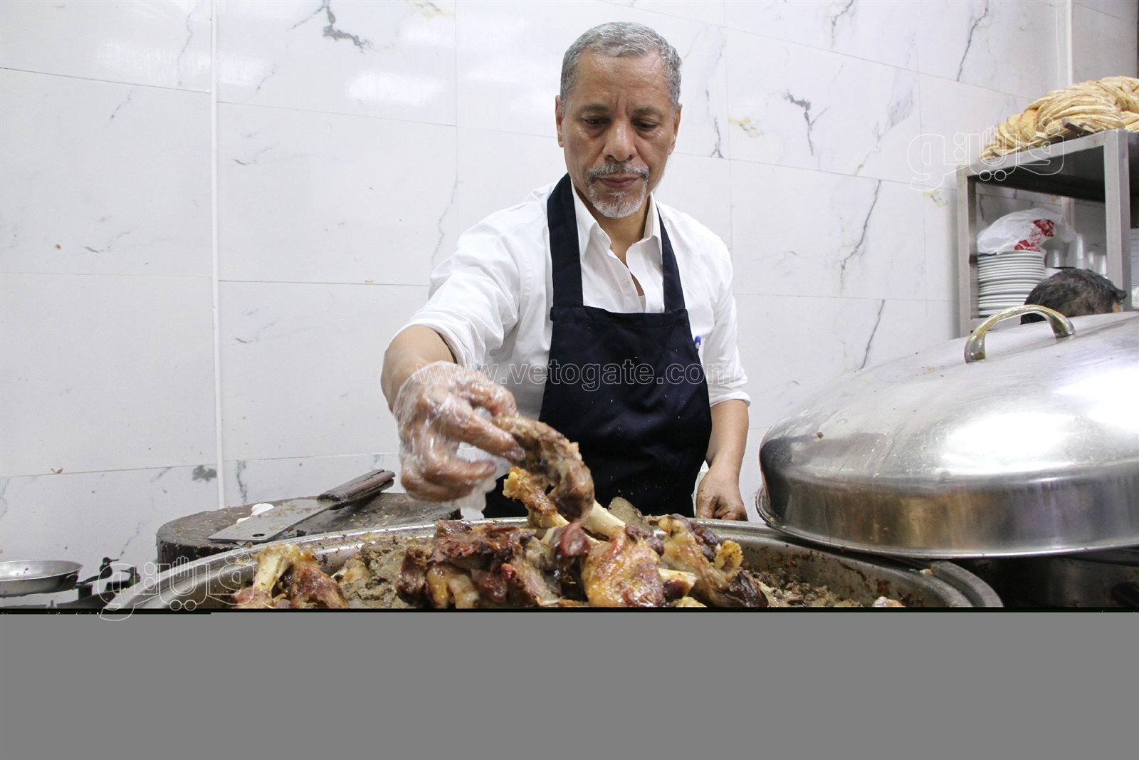 النيفة شغل حريفة.. قصة «النجاحي» صاحب أقدم محل لحم الضأن في الغورية (4)