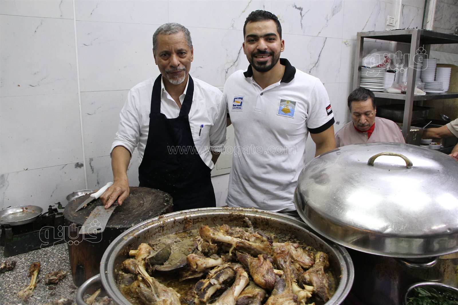 النيفة شغل حريفة.. قصة «النجاحي» صاحب أقدم محل لحم الضأن في الغورية (9)