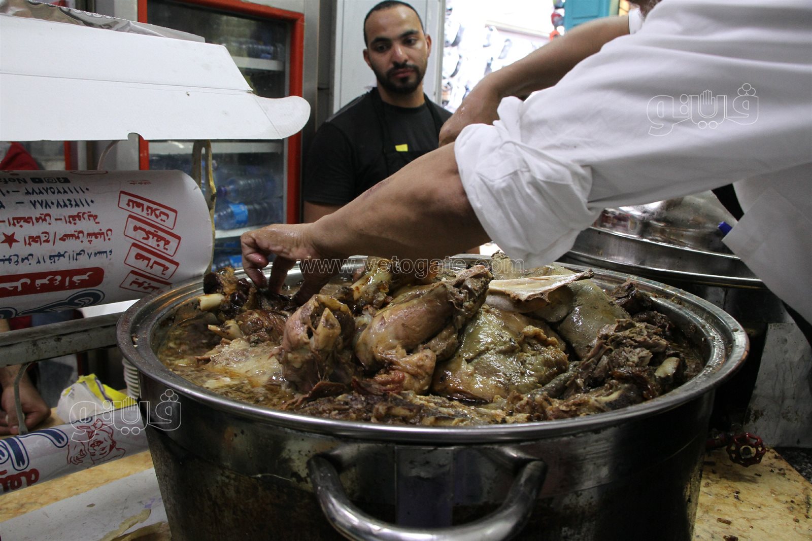 النيفة شغل حريفة.. قصة «النجاحي» صاحب أقدم محل لحم الضأن في الغورية (10)