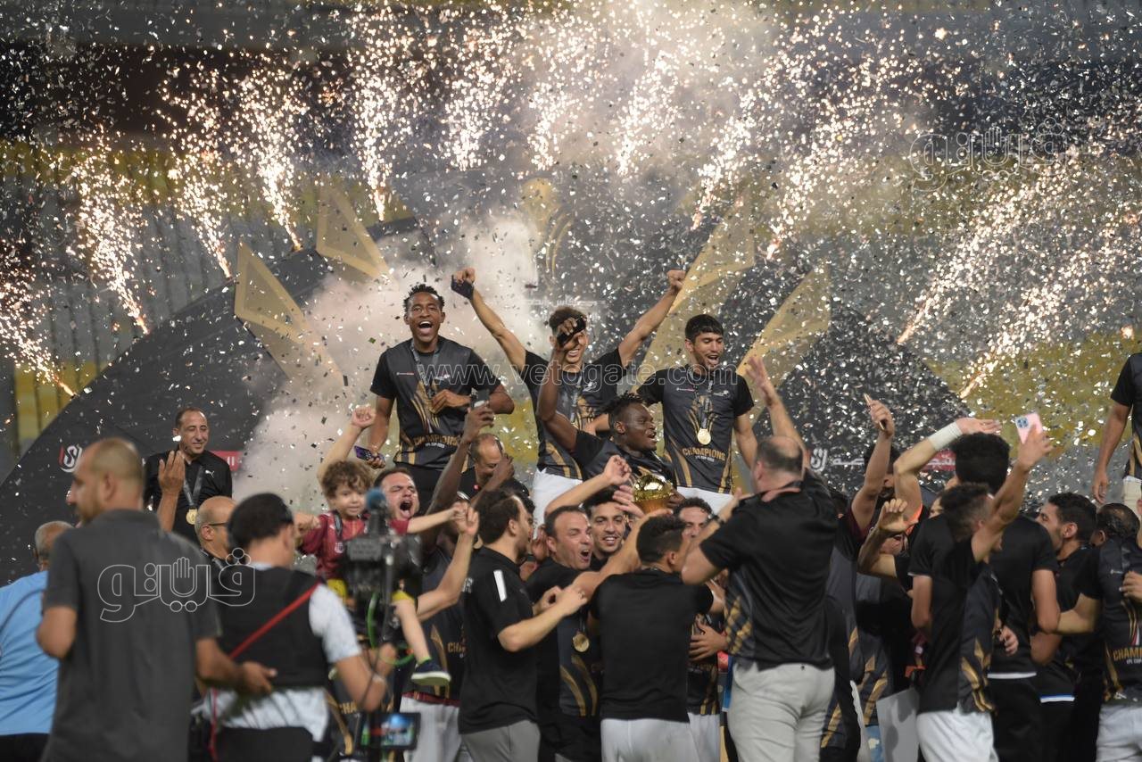 سيراميكا كليوباترا يكتسح المصري برباعية ويتوج بطلا لكأس الرابطة (10)
