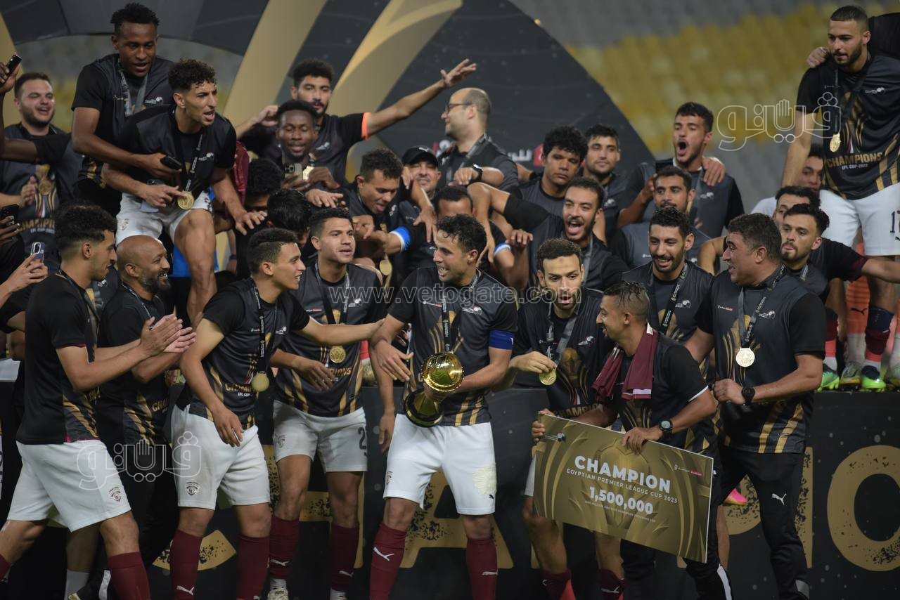 سيراميكا كليوباترا يكتسح المصري برباعية ويتوج بطلا لكأس الرابطة (13)