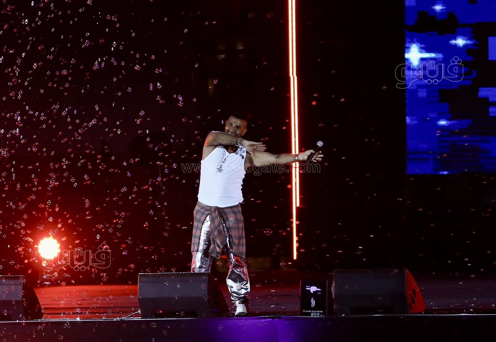  أحمد سعد يتألق بحفل العلمين الجديدة (12)