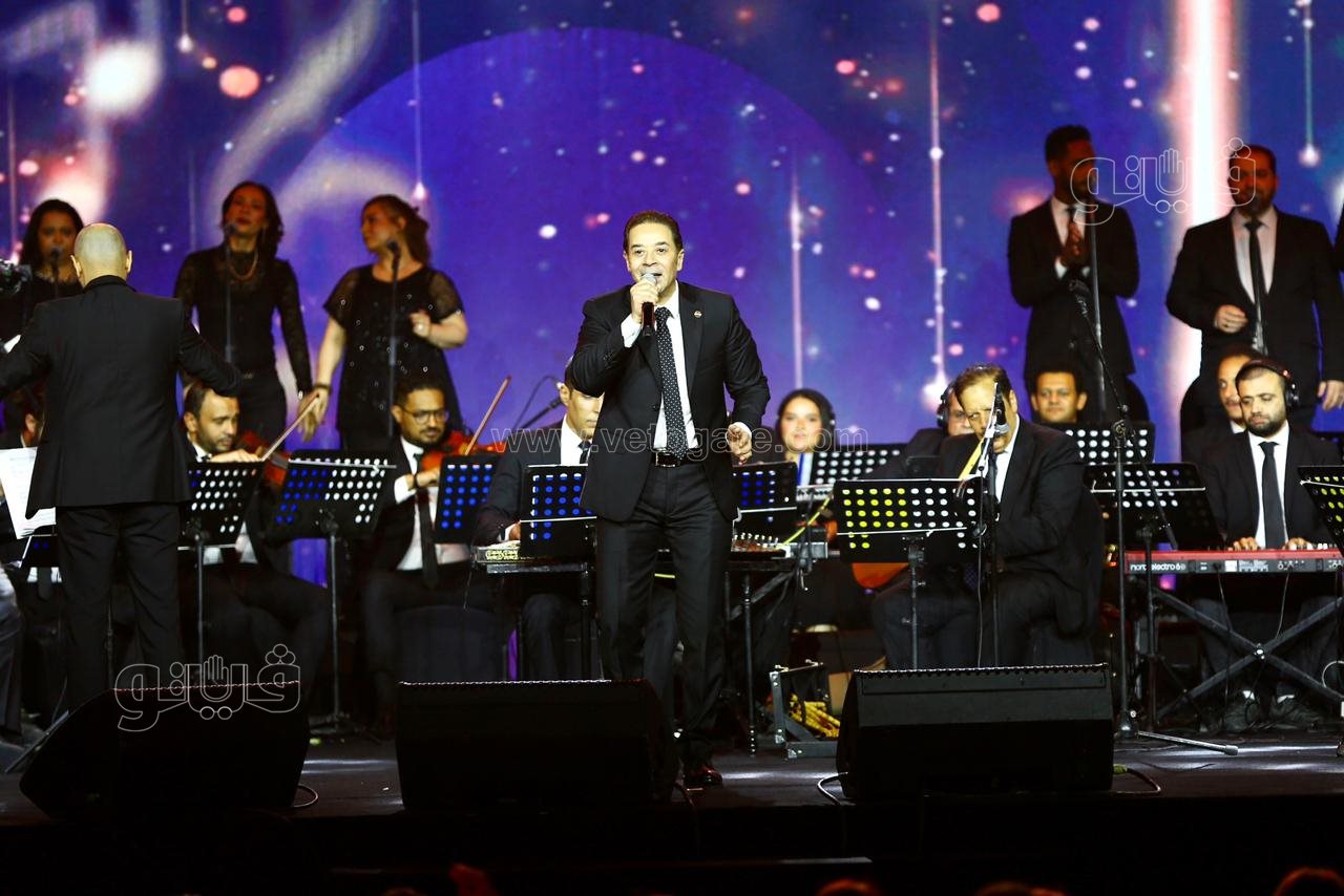 مدحت صالح (10)