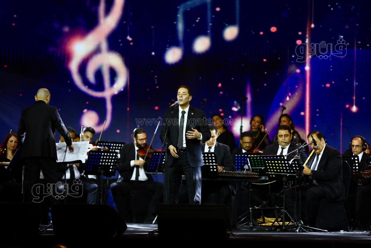 مدحت صالح (4)