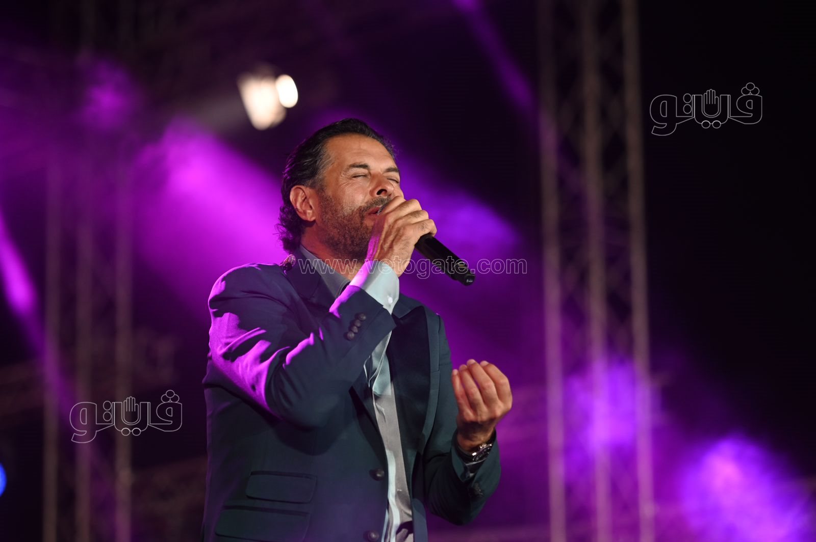 راغب علامة يشعل حفل الساحل الشمالي (10)