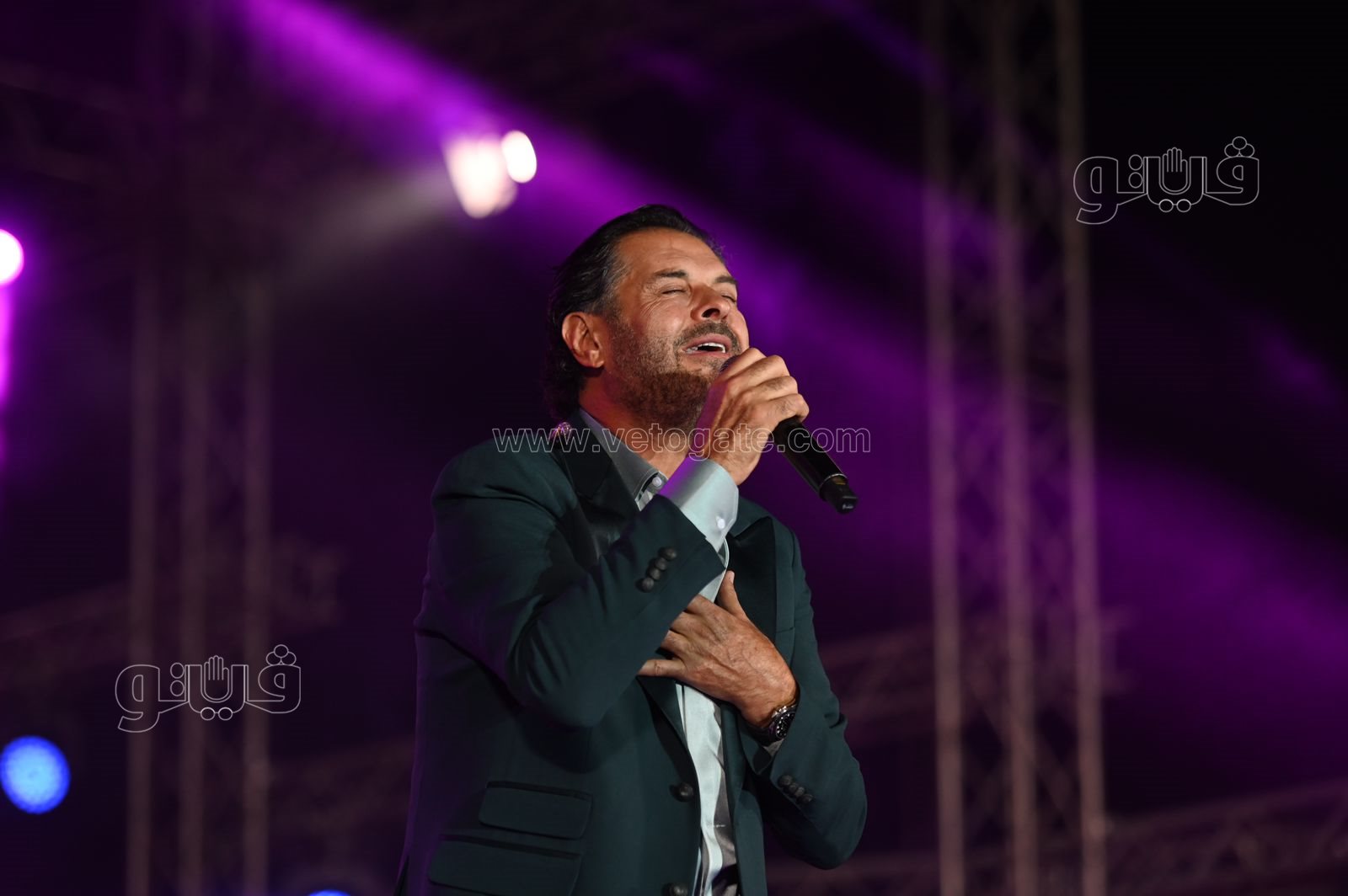 راغب علامة يشعل حفل الساحل الشمالي (24)