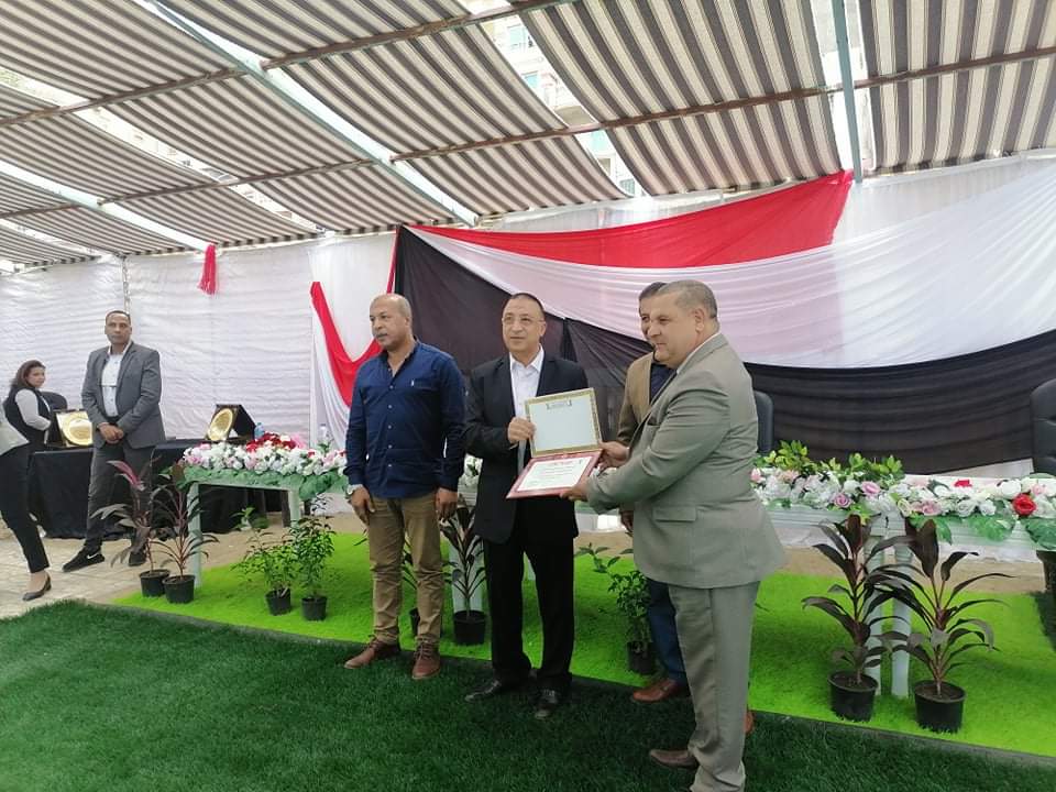 received_409643624107841