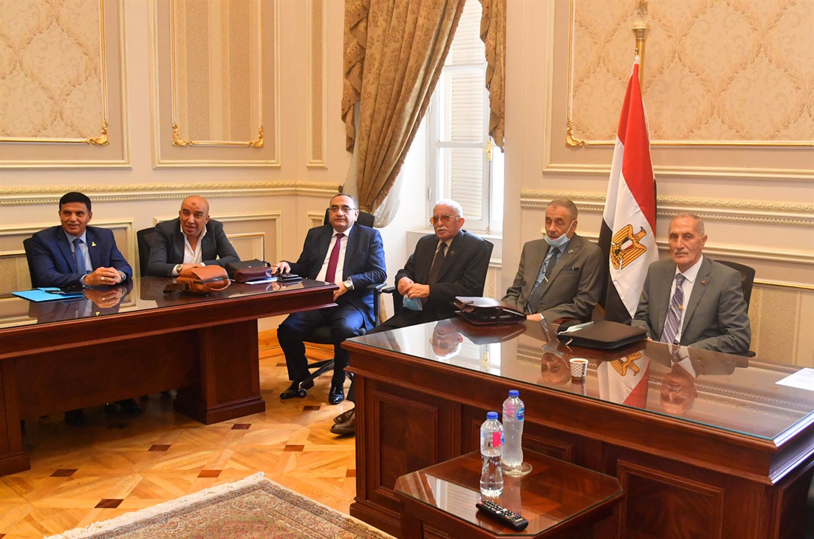  نائب رئيس جامعة بنها لشئون التعليم والطلاب (6)