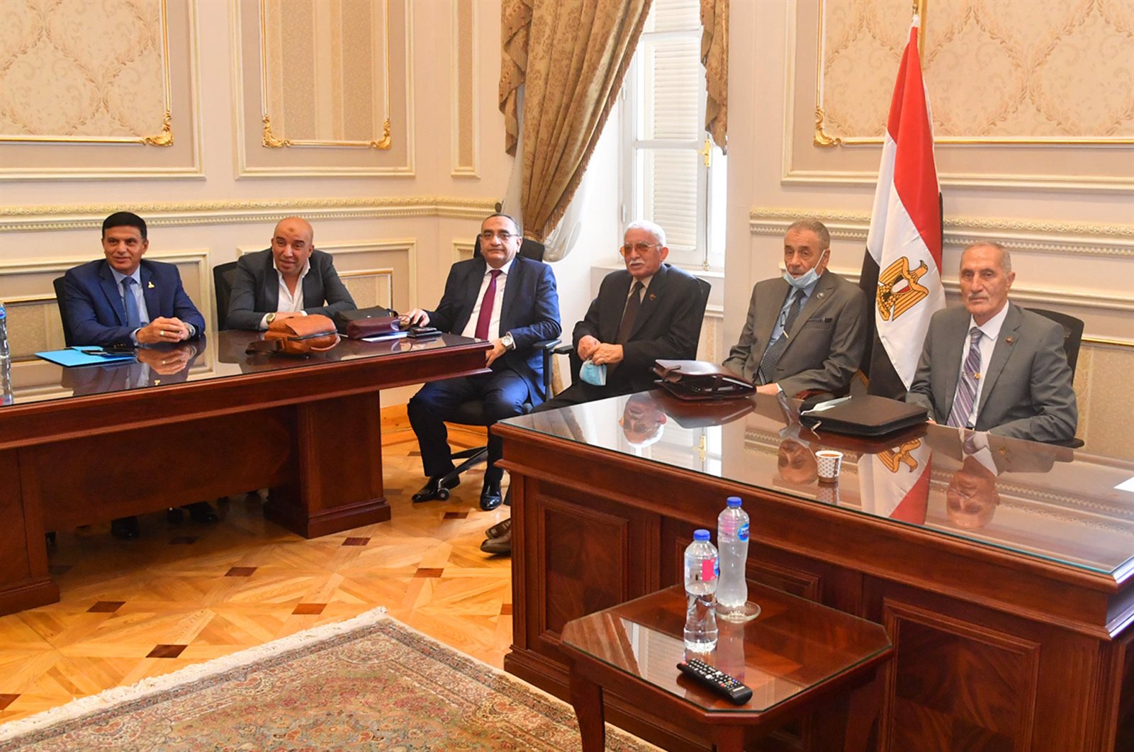  نائب رئيس جامعة بنها لشئون التعليم والطلاب (1)