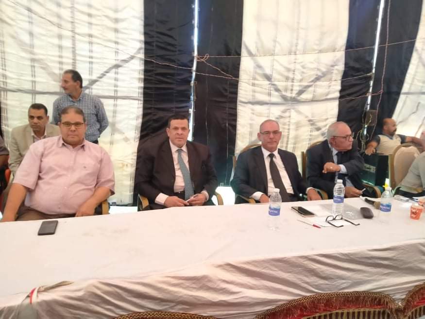 received_1293132774478667