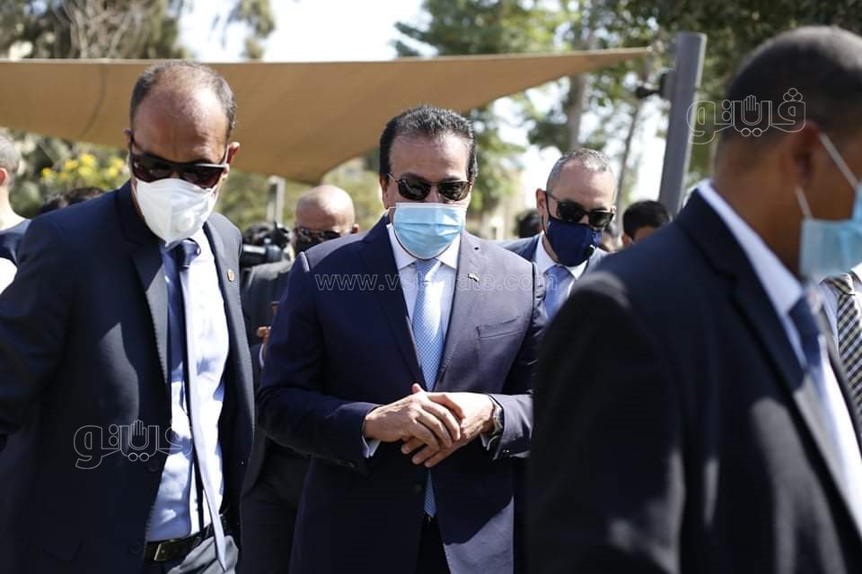 جولة وزير التعليم بجامعة عين شمس في أول أيام العام الدراسي (1)