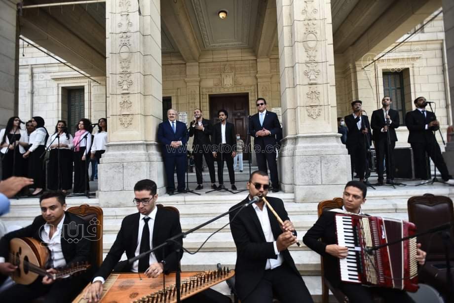 أنشطة فنية متنوعة بجامعة القاهرة في أول أيام العام الدراسي الجديد (4)