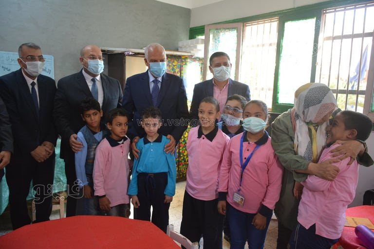 ضحكتهم تخطف القلب..  طلاب ذوي الاحتياجات الخاصة في أول أيام الدراسة 6