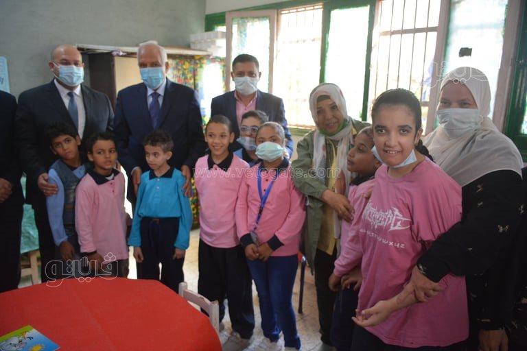 ضحكتهم تخطف القلب..  طلاب ذوي الاحتياجات الخاصة في أول أيام الدراسة 1