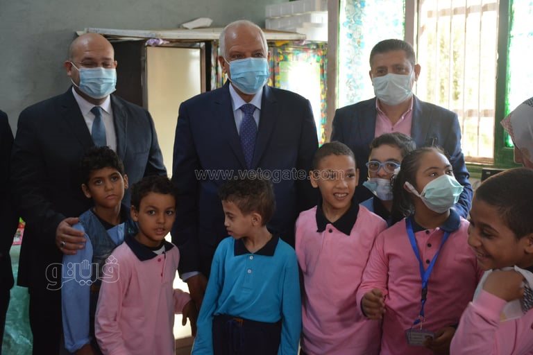 ضحكتهم تخطف القلب..  طلاب ذوي الاحتياجات الخاصة في أول أيام الدراسة