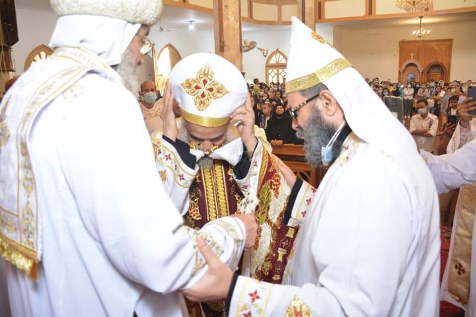 f587b43a-e0b4-4880-a5d3-1c753c2c844e