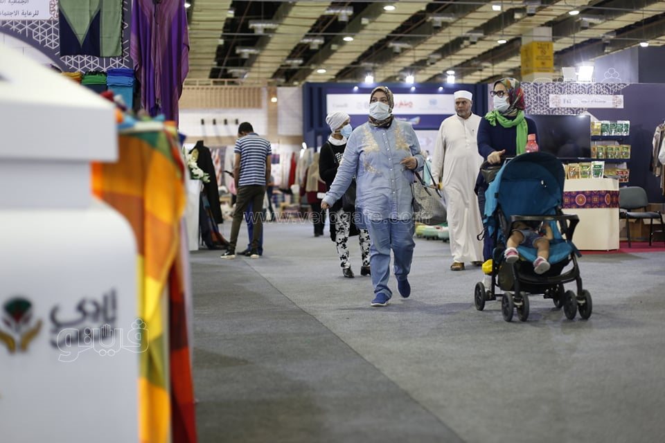 إقبال المواطنين على معرض تراثنا (13)