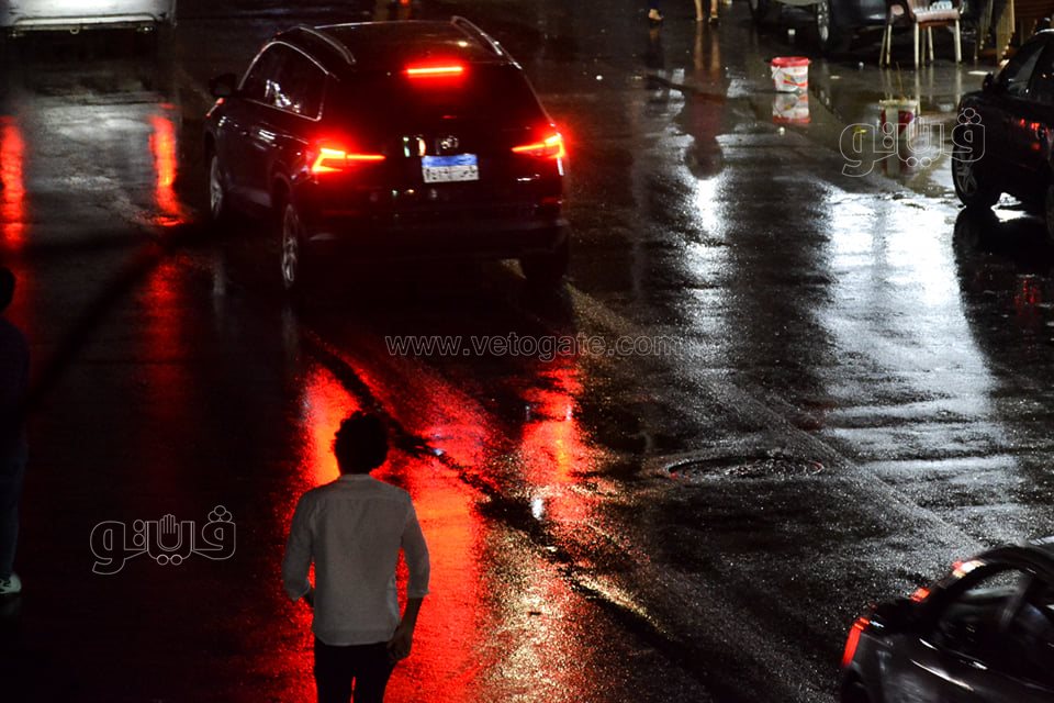 سقوط أمطار غزيرة على شوارع الجيزة (1)