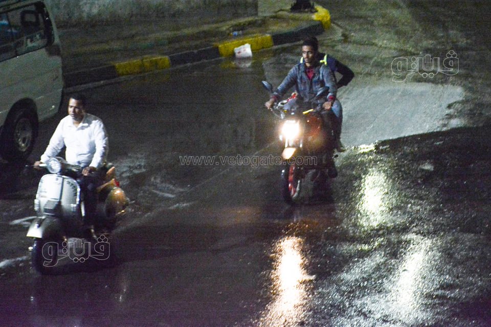 سقوط أمطار غزيرة على شوارع الجيزة (7)