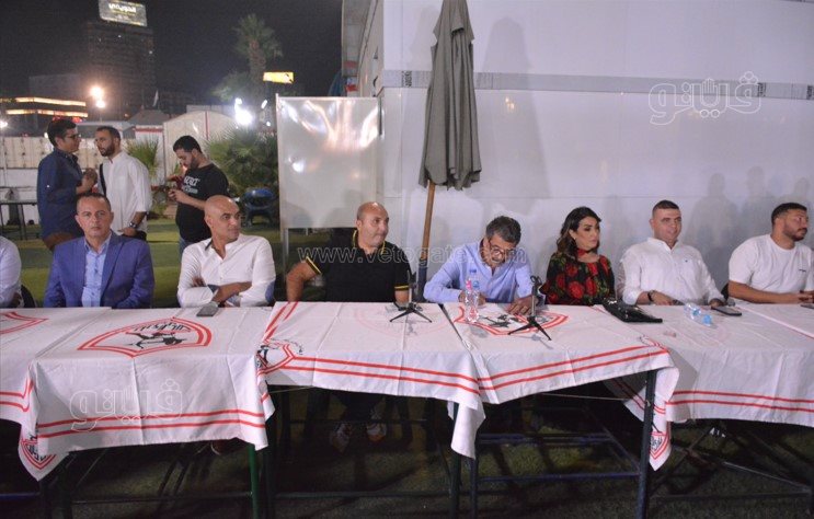 هاني العتال يقيم ندوة داخل نادي الزمالك قبل الانتخابات (15)