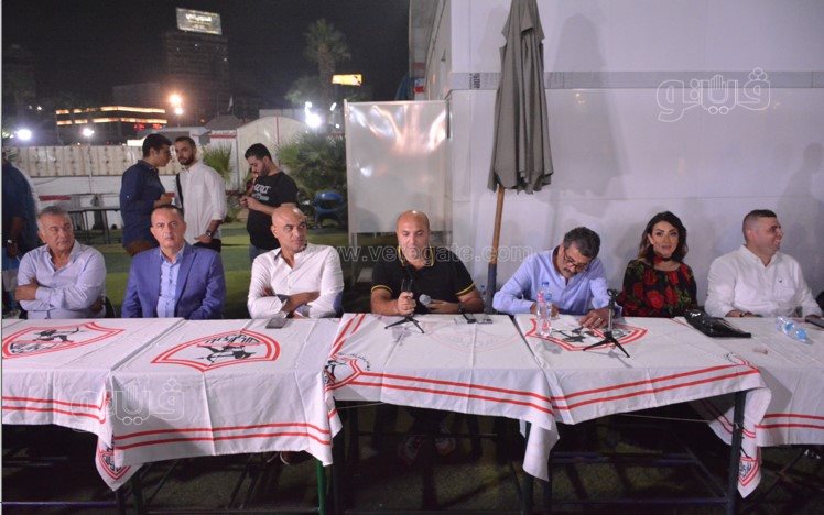 هاني العتال يقيم ندوة داخل نادي الزمالك قبل الانتخابات (17)