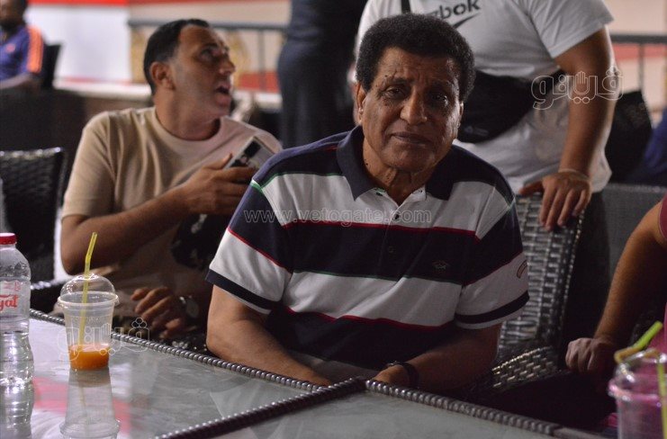 فاروق جعفر يواصل جولاته داخل نادي الزمالك قبل الانتخابات الانتخابات (2)