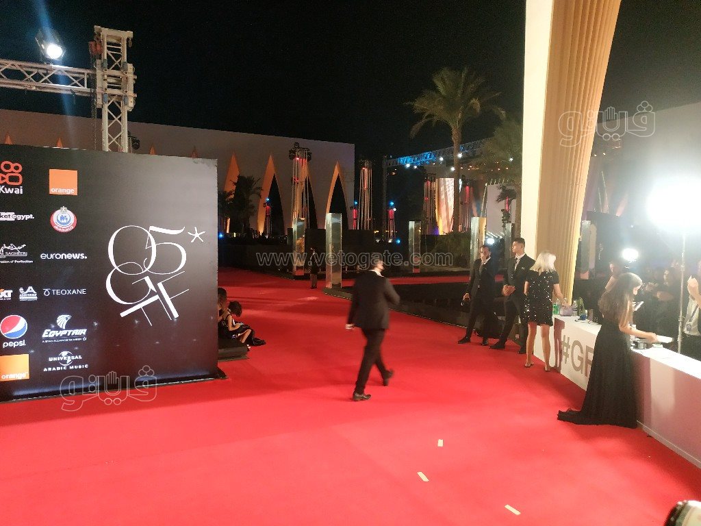  أول صور لـريد كاربت مهرجان الجونة السينمائي في دورته الخامسة  (1)