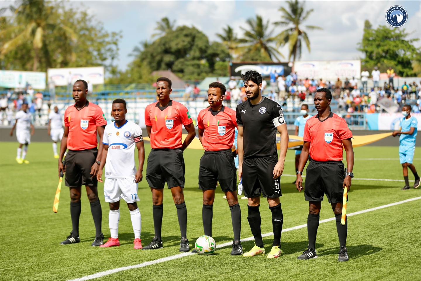 بيراميدز وعزام التنزاني (1)