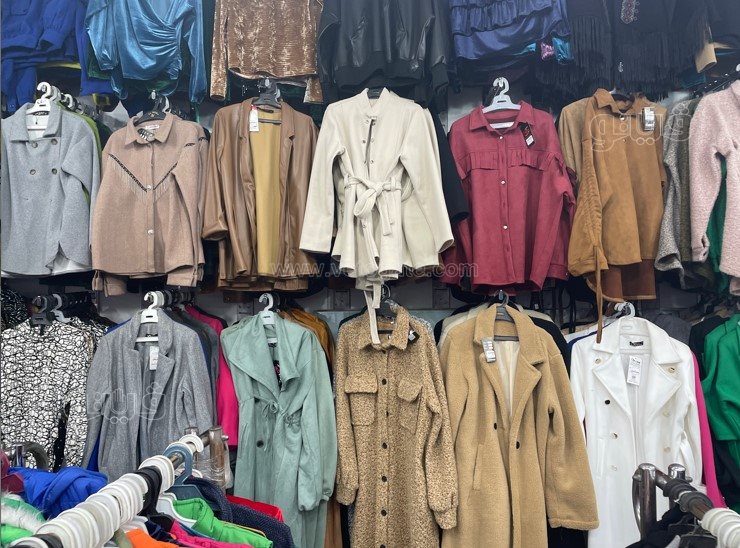 إقبال على شراء الملابس الشتوي مع احتفالات عيد الميلاد (13)