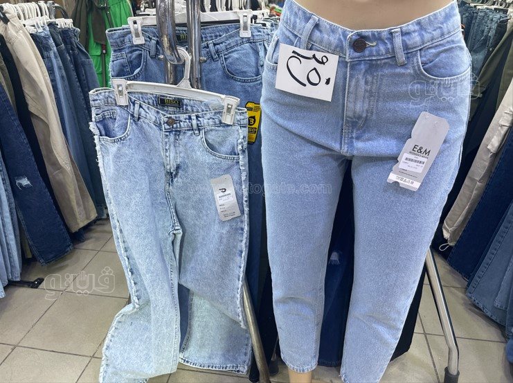 إقبال على شراء الملابس الشتوي مع احتفالات عيد الميلاد (15)