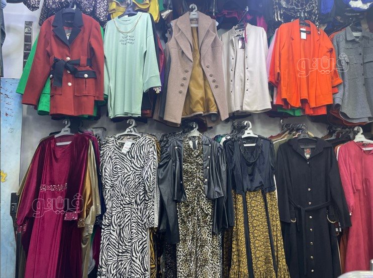 إقبال على شراء الملابس الشتوي مع احتفالات عيد الميلاد (18)