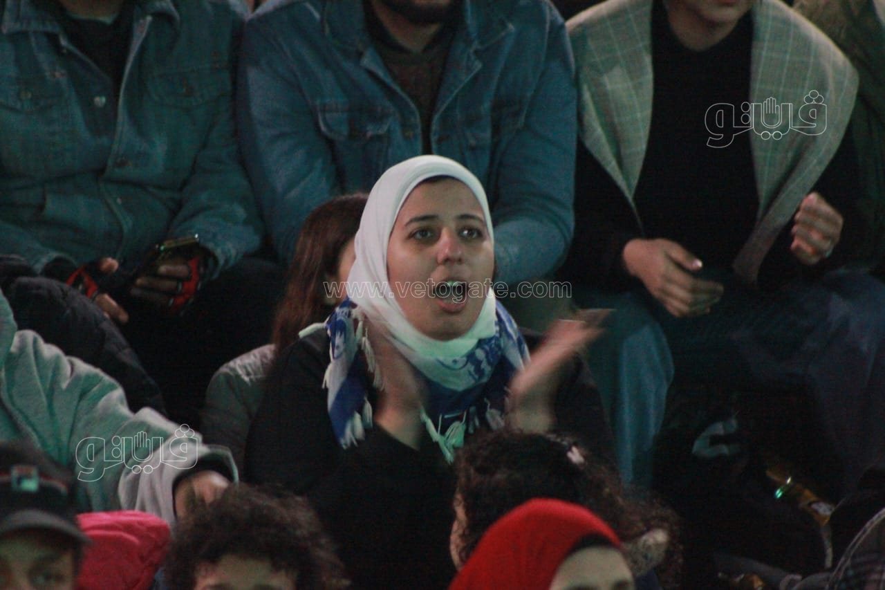 رد فعل جمهور المنتخب بعد إهدار أهداف أمام الكونغو (9)