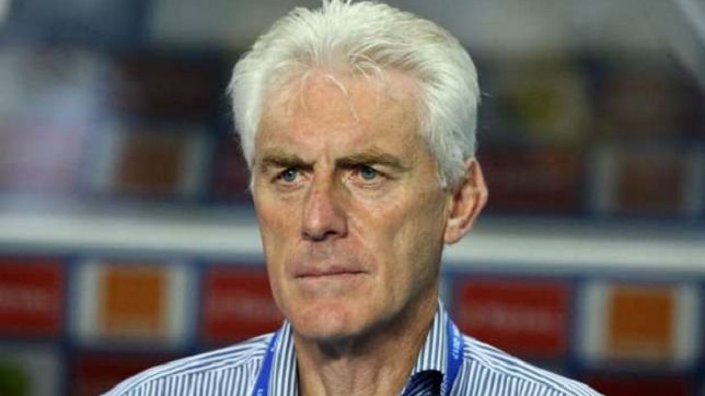 هوجو بروس المدير الفني لمنتخب جنوب افريقيا، فيتو