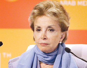 المذيعة المعتزلة ليلى رستم