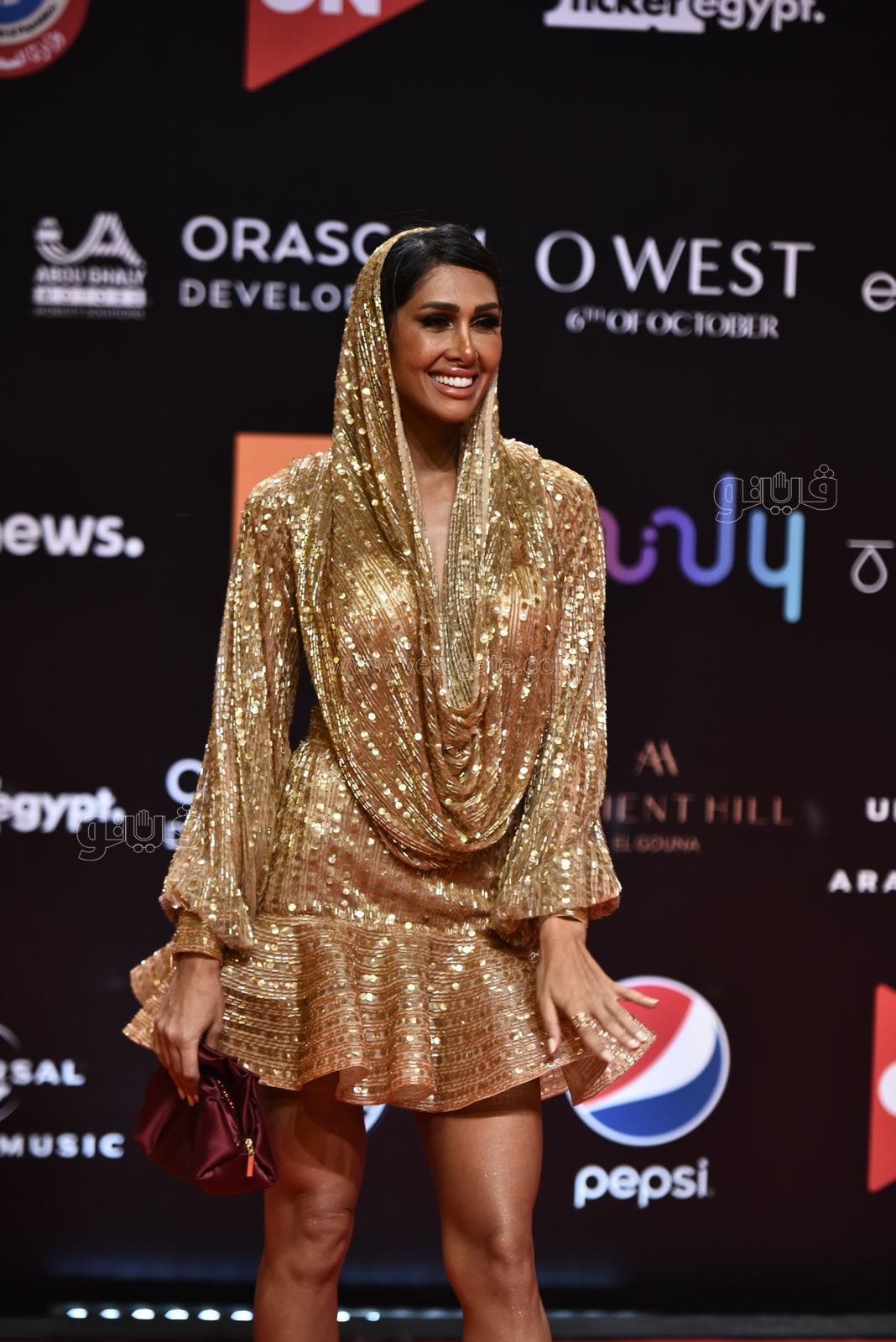 إطلالات ملفتة في رابع أيام مهرجان الجونة السينمائي (9)