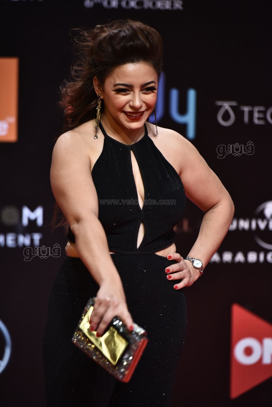 فنانات تألقن بالأسود في رابع أيام مهرجان الجونة (1)