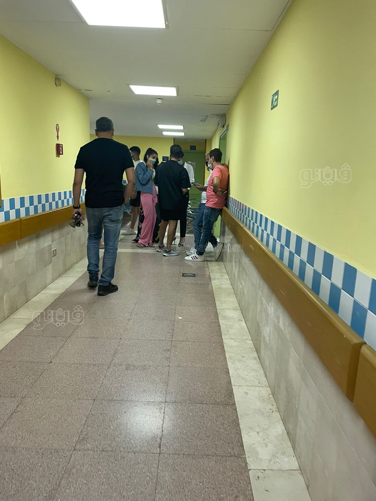 شريف رمزي وبسمة أول زوار بشرى في المستشفى (2)