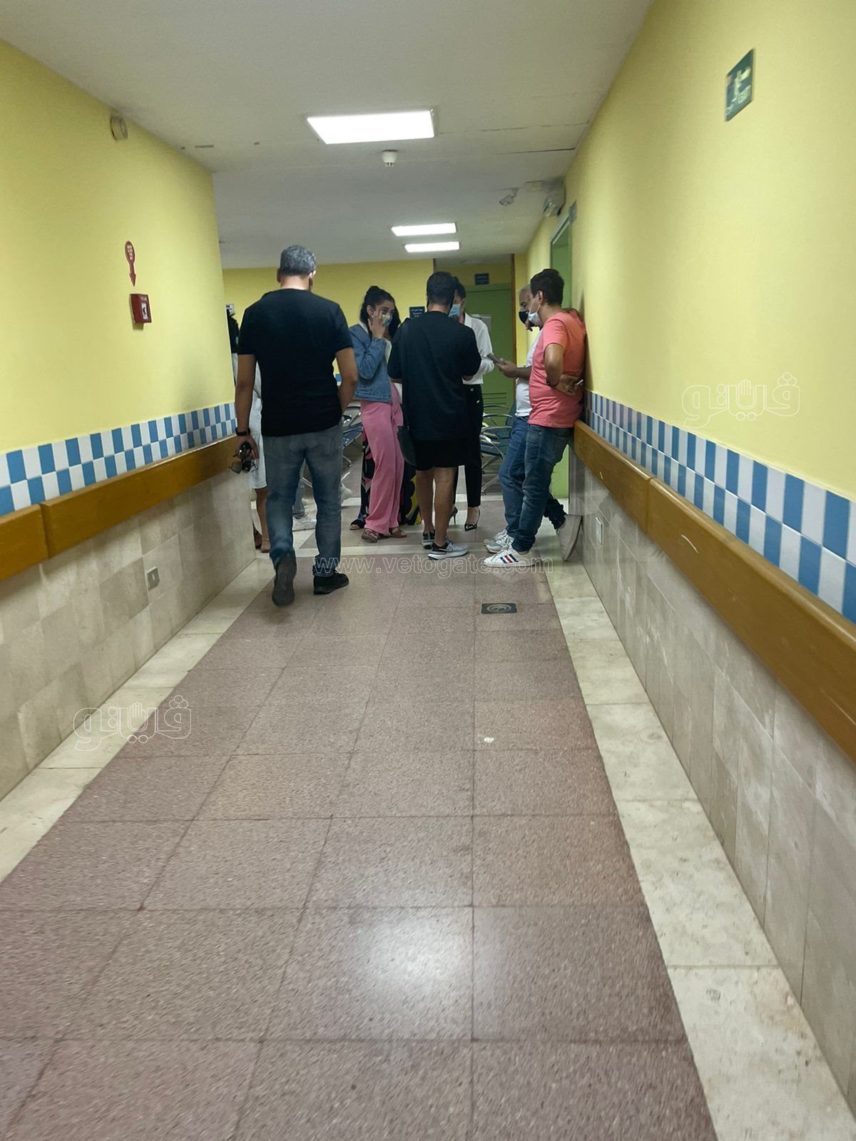 شريف رمزي وبسمة أول زوار بشرى في المستشفى (8)