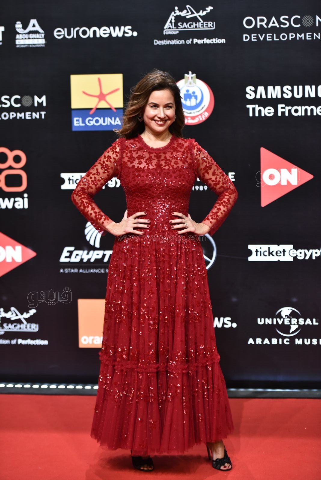 أجمل إطلالات الفنانات (17)