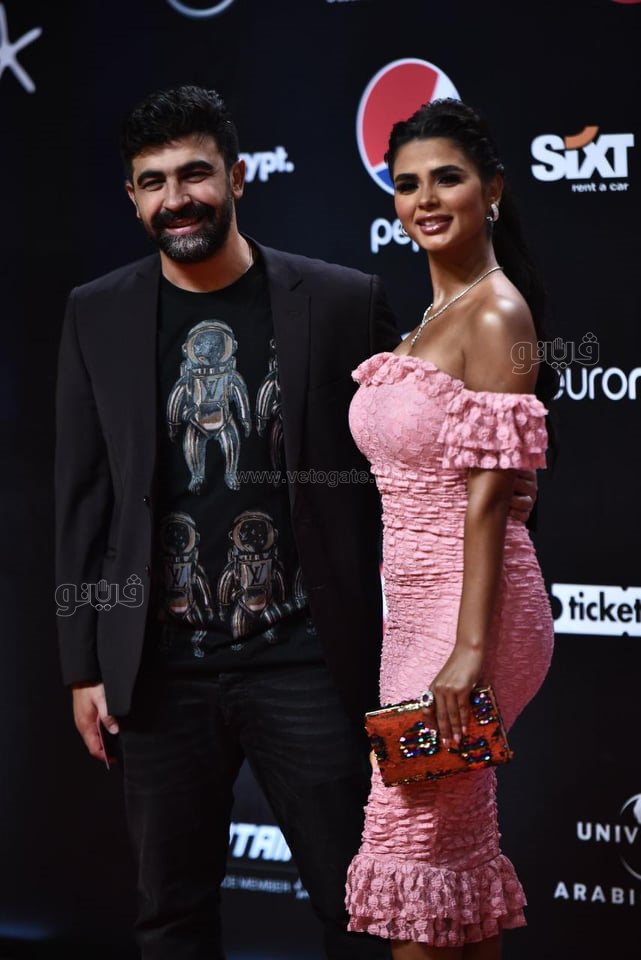 الإعلامية فرح علي وزوجها