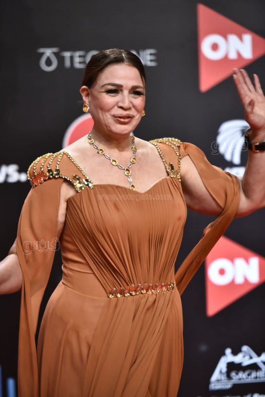 إلهام شاهين