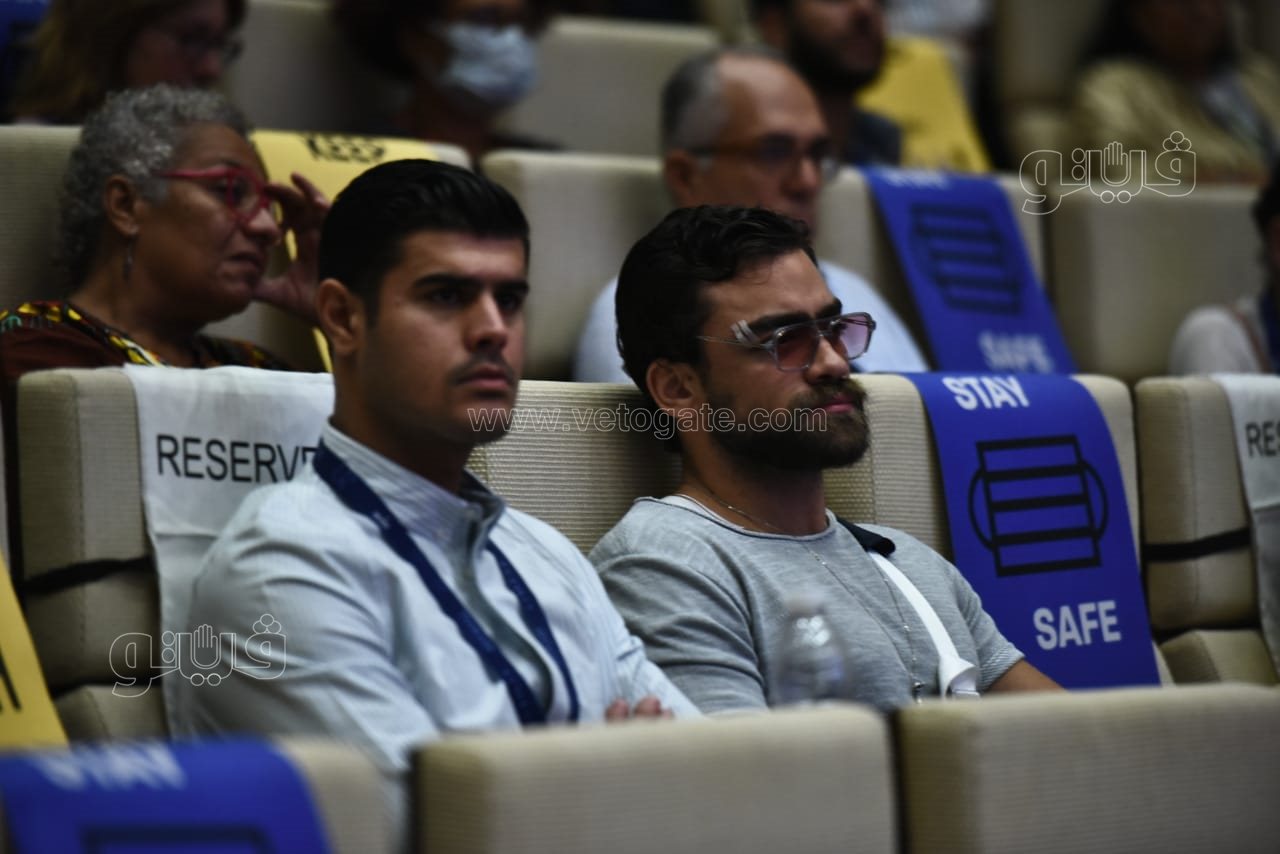 أول ظهور لـ بشرى ومكاوي بعد ساعات من الحادث المفاجئ (8)